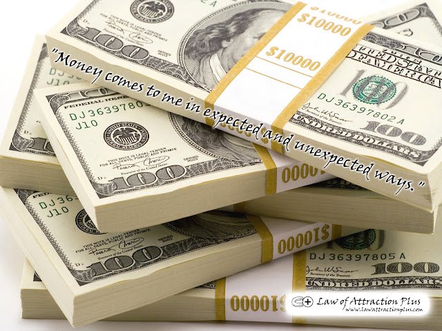 "Money comes to me in expected and unexpected ways." (Wallpaper + Decree) Free Law of Attraction Wallpaper with Decree and Positive Affirmation about Money